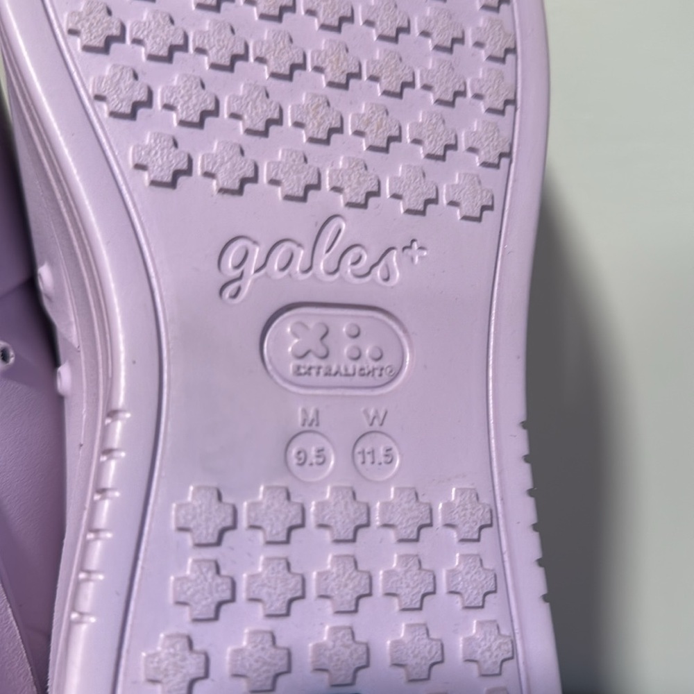 STAND + Gales frontline ultra comfort nurses shoes, lavender color, like new - Picture 8 of 8